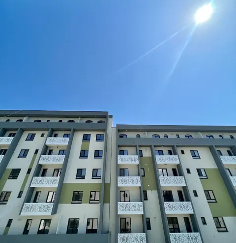 Exteriorul ansamblului Contemporan Homes - fotografia 18
