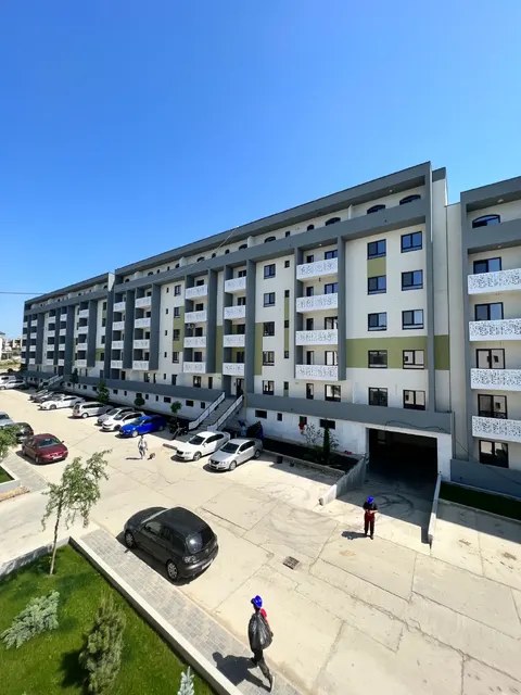 Exteriorul ansamblului Contemporan Homes - fotografia 15