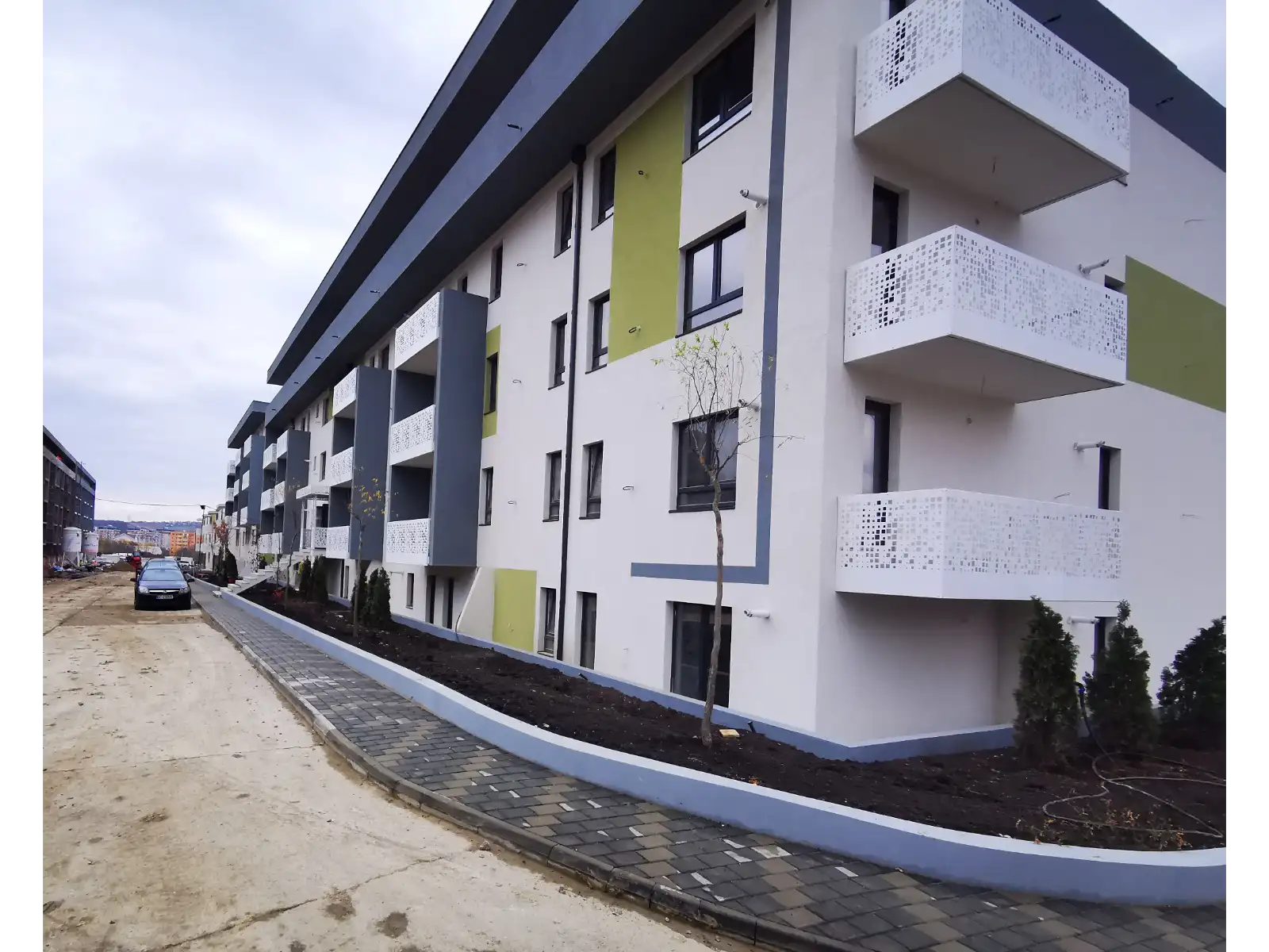Tâmplărie și feronerie de calitate superioară - Contemporan Homes